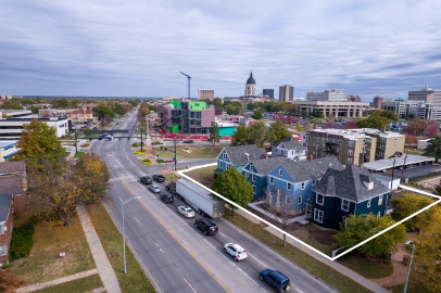 1252 SW Topeka Blvd - 1B