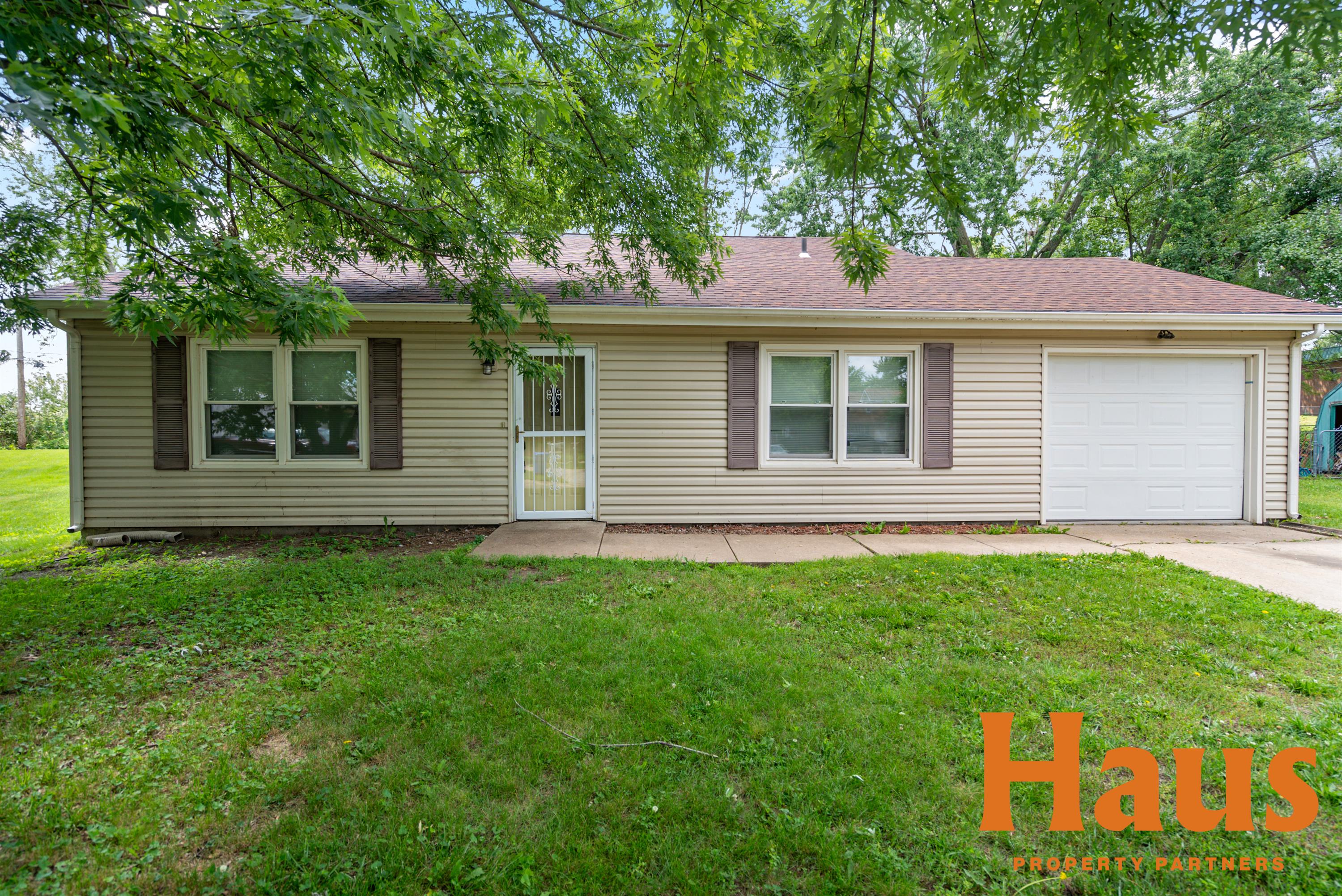 2834 Southeast Glenside Court